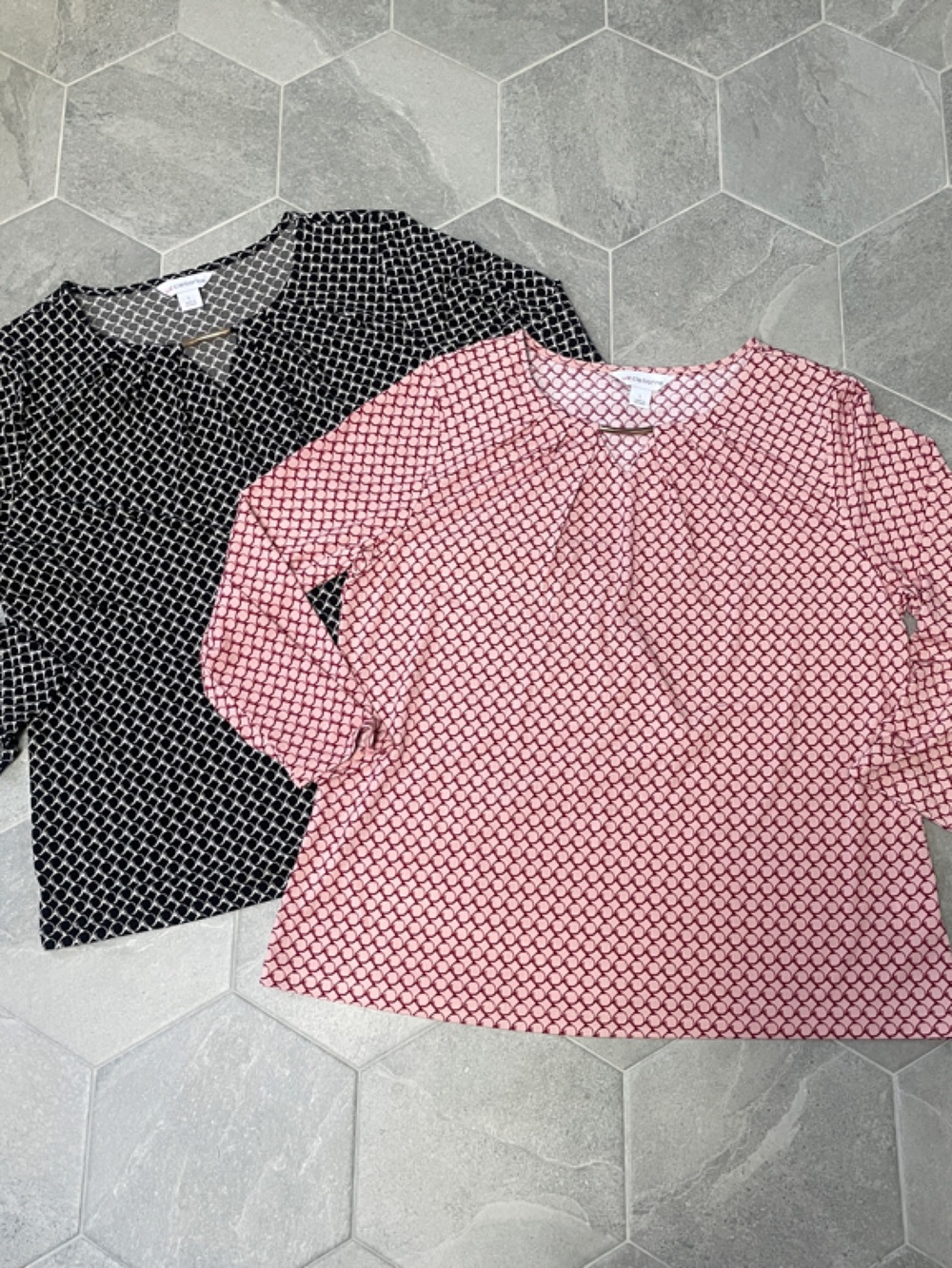 Liz Claiborne Geometric Print Tops – Set of 2 – Women’s Large